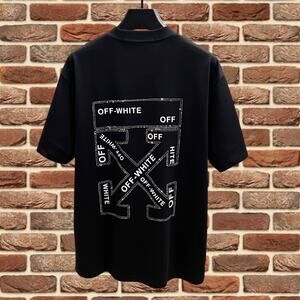 Classic Men's Off-White Short-Sleeve Black